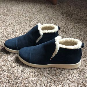 ELLEN DEGENERES SUEDE BOOTIES